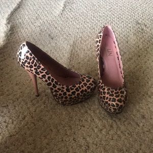 High heels worn 4 or 5 times